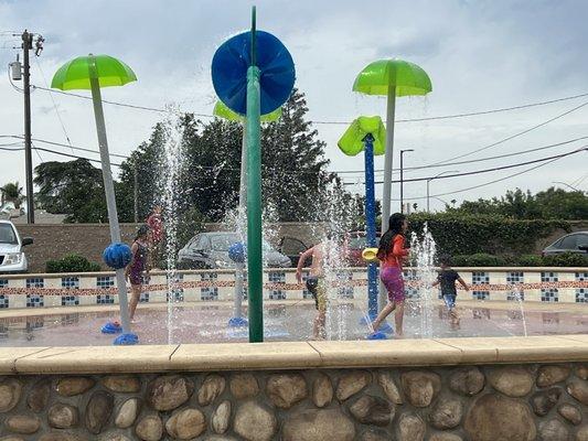 Splash pad