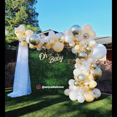 Elegant drive by baby shower decor