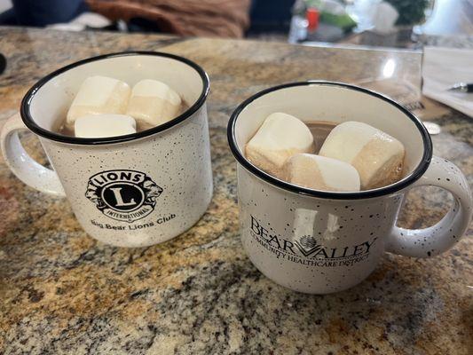 hot cocoa and marshmallows