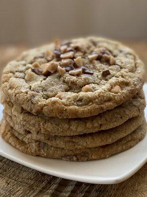 Butterscotch Toffee Cookies | Online bakery in Long Beach | Local delivery in Long Beach & Los Angeles | Curbside Pickup in Long Beach