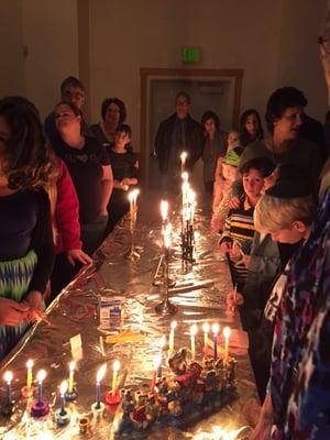 Family Hanukkah Service