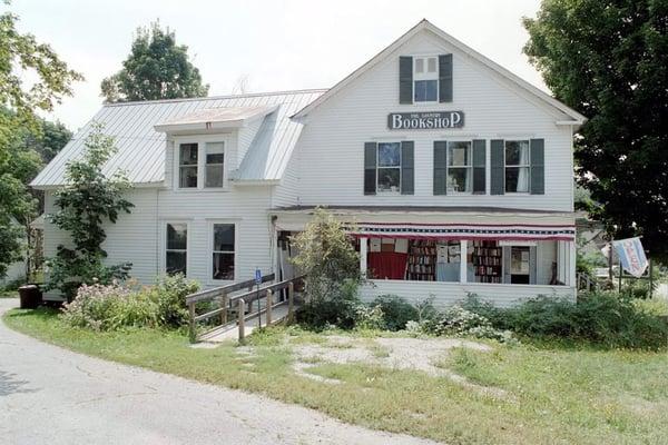 The Country Bookshop with its ramp for the handicapped.