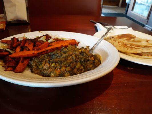 Grits/Soor & Spinach with grilled chicken