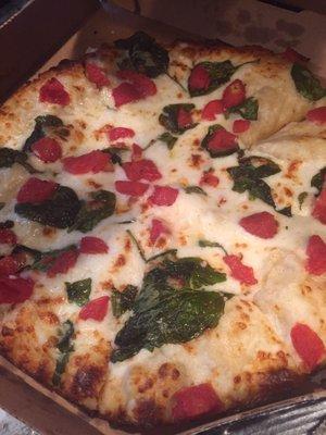 Medium Pan Pizza: Tomato, spinach w/ Alfredo sauce & only 7.99