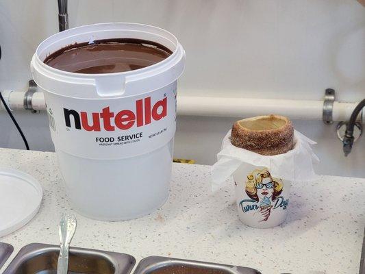 Lotsa' Nutella gets used here apparently.