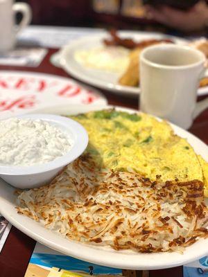 Veggie Omelet Hashbrowns or Homefries Cottage Cheese