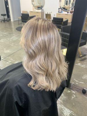 Blonde highlights and haircut by Taylor