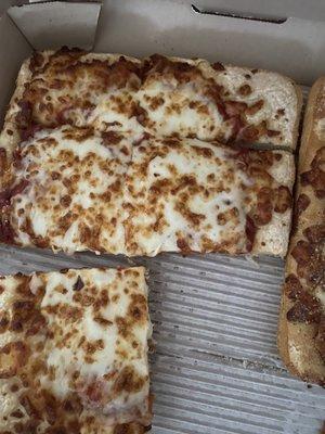 Ultimate Cheese Lover's Pizza