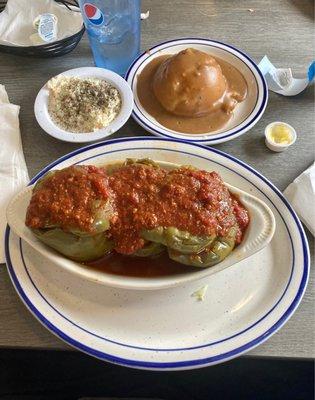 Stuffed peppers, coleslaw and mashed