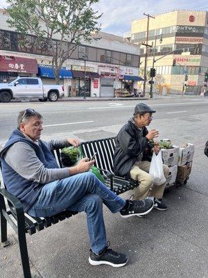 Waiting bench