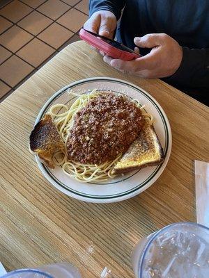 Spaghetti w/meat sauce