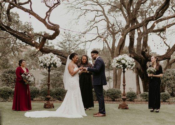 Exchanging rings