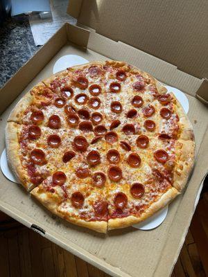 Pepperoni pizza