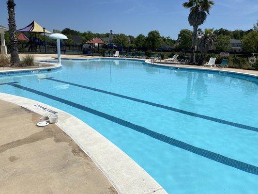 Water features and resort-style pools