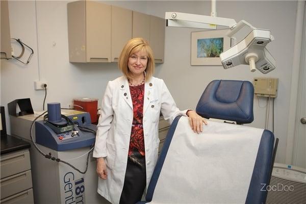 Dr. Clark welcomes you to relax in one of our procedure rooms