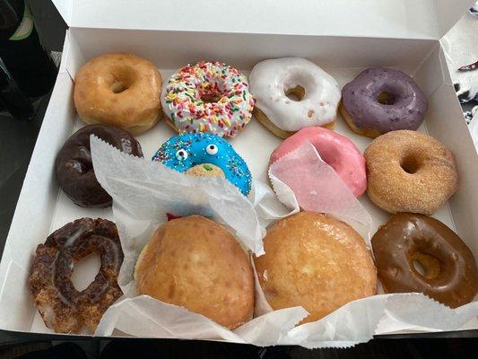 1 Dozen Assorted Donuts