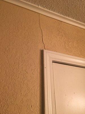 Crack in wall