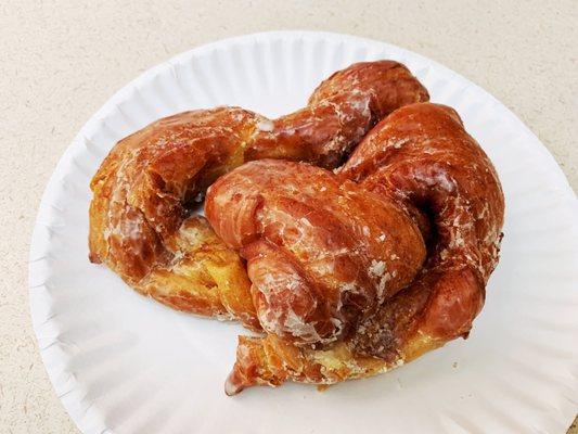 Giant cinnamon doughnut for only $1