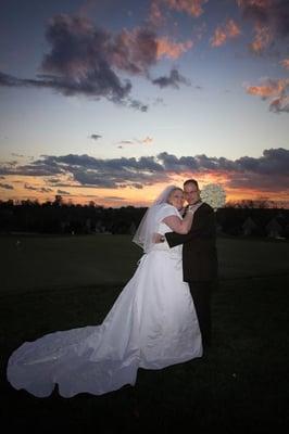 Amazing sunset by the putting green, to left of clubhouse.