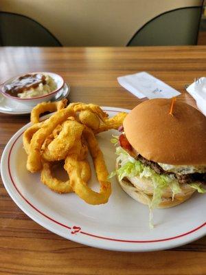 Farmboy, onion rings & mashed potatoes with gravy