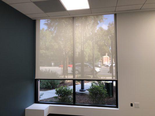 Mesh Roller Shades 5% White Linen