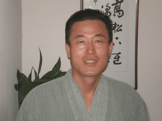 Dr. Shin. This Two generation acupuncture doctor.Sciatica,Lower Back Pain, stroke,chronic headaches,