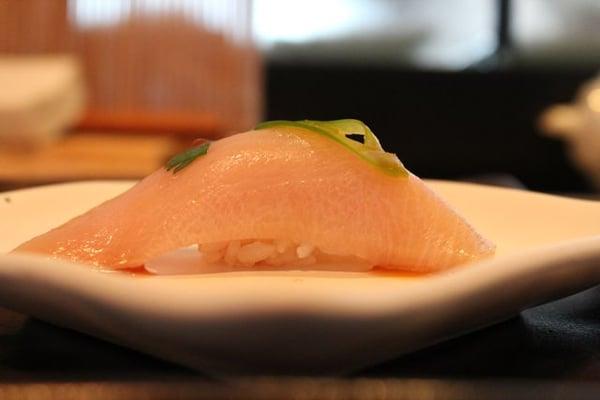 yellowtail sushi