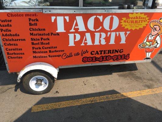 $1 fresh, yummy tacos. It shares the parking lot with The Warehouse furniture store.