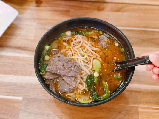 C-1 Classic Lan Zhou Beef Noodle Soup ()