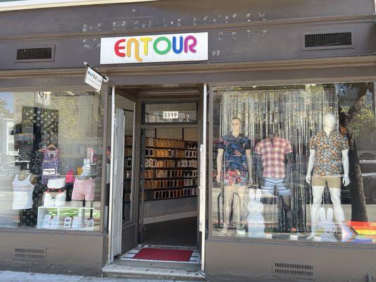 Entour at a new location on Market Street