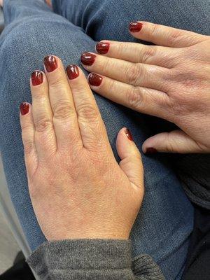 Holiday manicure by Tracy