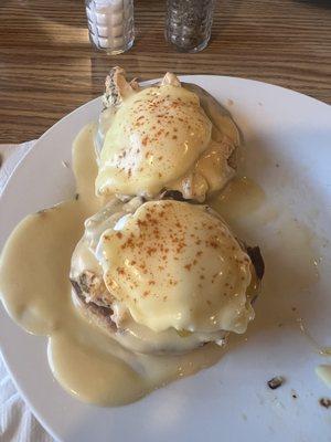 Eggs Benedict Combo