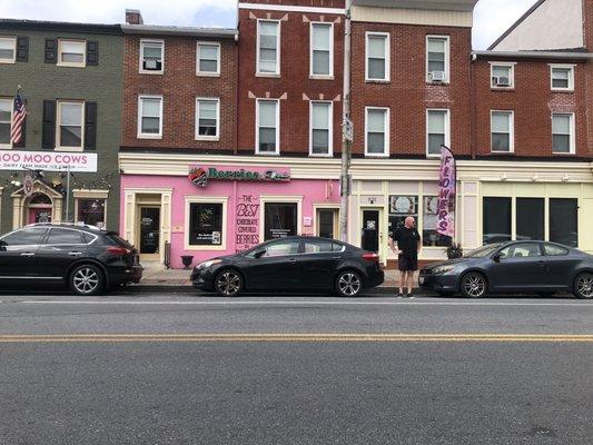 The shop in the pink building on Lifgt Street, Baltimore, MD