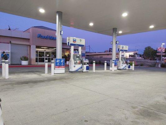 Chevron,  2100 Springs Rd, Vallejo