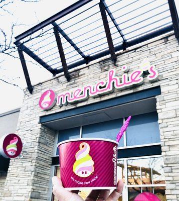 Menchie's Frozen Yogurt