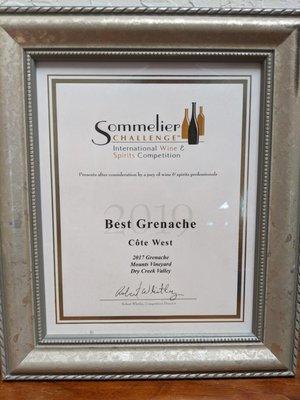 "Best Grenache" awarded to Côte West in the International Sommelier's Competition with nearly 1,000 wineries participating!