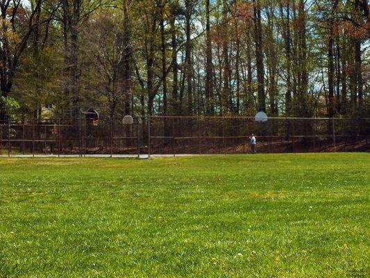 Basketball courts within Odenton Park.