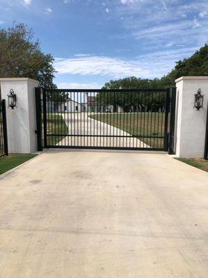 Ornamental Iron Estate Gate with Columns