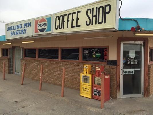 So cute! Old school bakery! Will meet the true locals of Sidney hanging out here