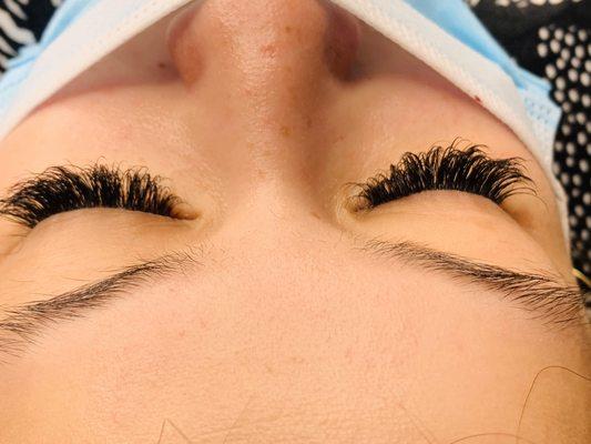 Here are some of the many clients I receive doing lash extensions!