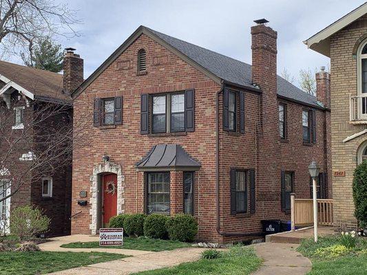 Another new roof by Big Bear Roofing! Certainteed Landmark Pewter Gray - University City, MO - Saint Louis, MO - St. Louis, Mo