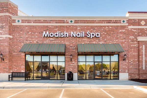 Modish Nail Spa Harrisburg