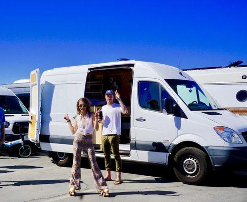 #VanLife!  Vans, vans, and more awesome vans :)