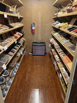 Huge walk in Cigar room!