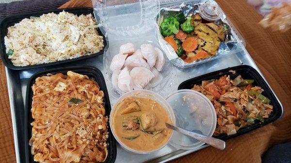 Crab fried rice, pad thai, pumpkin curry, bbq chicken,  and pad kee mao.