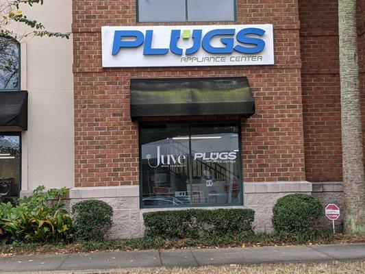 Plugs Appliance Center