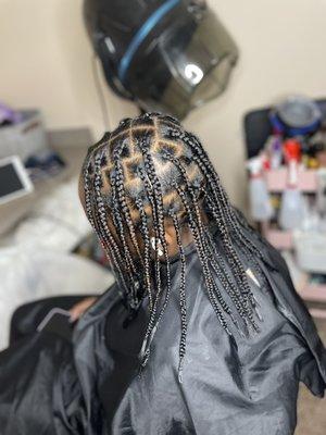 Knotless Box Braids