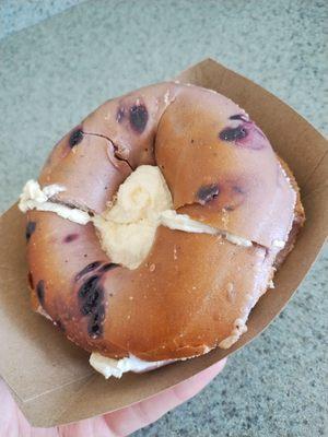 Without a doubt, the BEST bagels in town, and the BEST bagels from anywhere around! :-) Blueberry bagel with apple pie cream cheese.