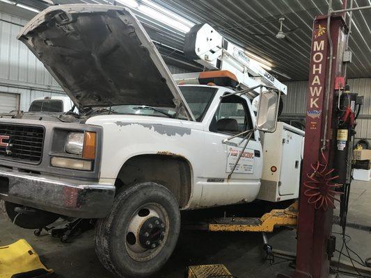 Boom Truck getting a new transmission