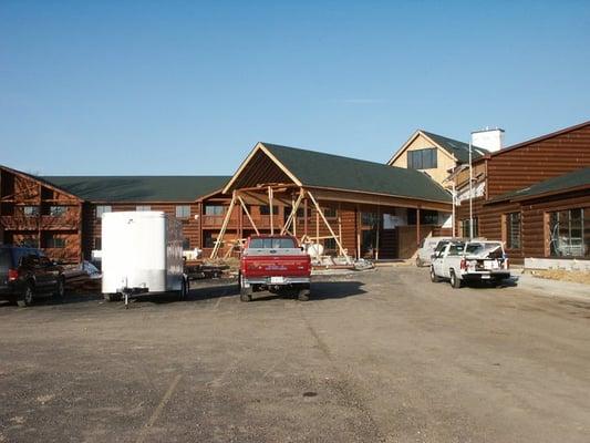 Caulking Grand Bear Lodge